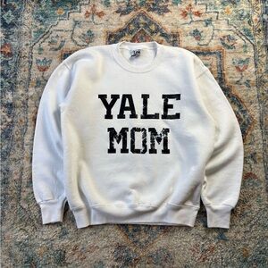 Vintage Lee Yale Mom Collegiate Crewneck Medium